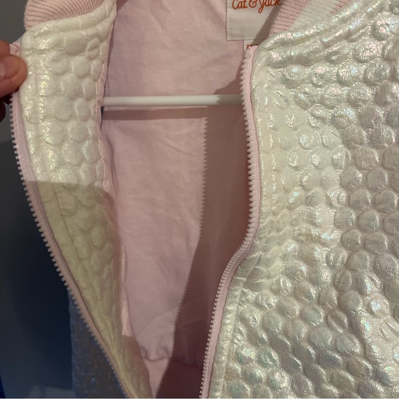 Girls Cat & Jack Iridescent Bubble Vest - Picture 9 of 9